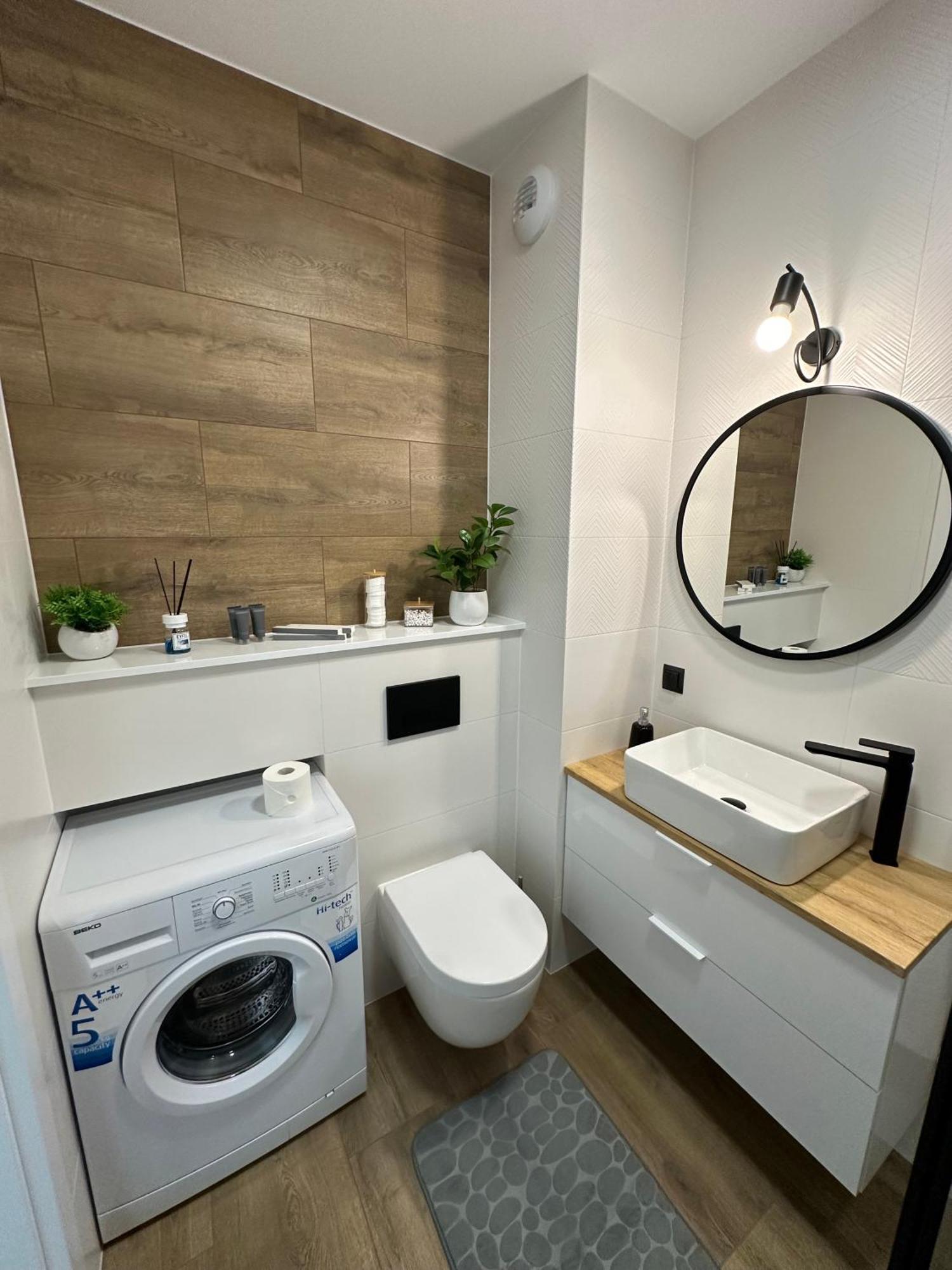 Skytravel 26 Apartament Pileckiego Nowy Dwor Mazowiecki Airport Modlin 24H Εξωτερικό φωτογραφία